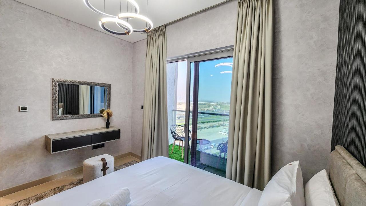 Stay By Latinem Luxury 2Br Holiday Home Cv B601 Near Burj Khalifa Dubai Exteriör bild
